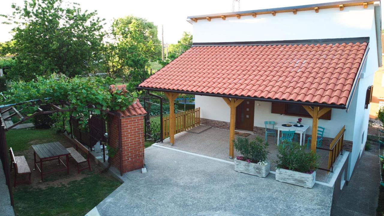 Apartman Lanterna Viskovo ภายนอก รูปภาพ