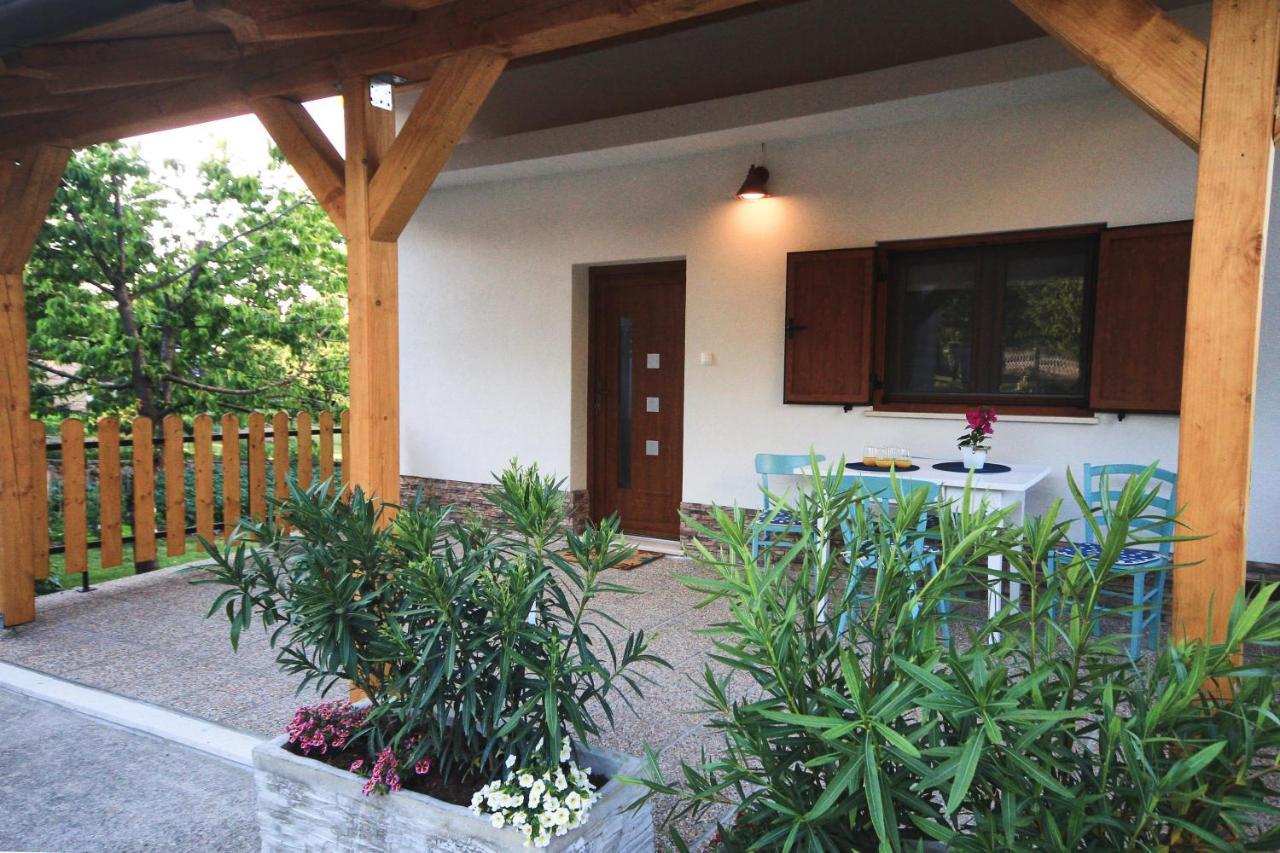 Apartman Lanterna Viskovo ภายนอก รูปภาพ